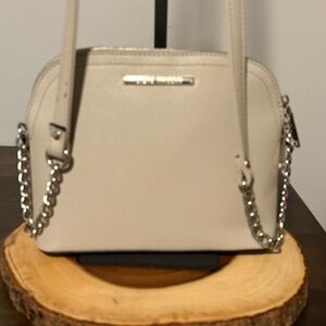 EUC Steve Madden Cream Shoulder Bag with Chain Detail